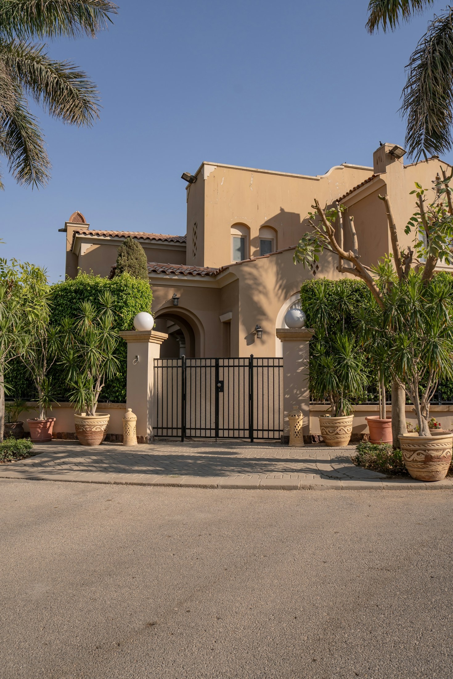 Czym różni się luksusowy wynajem od standardowego?